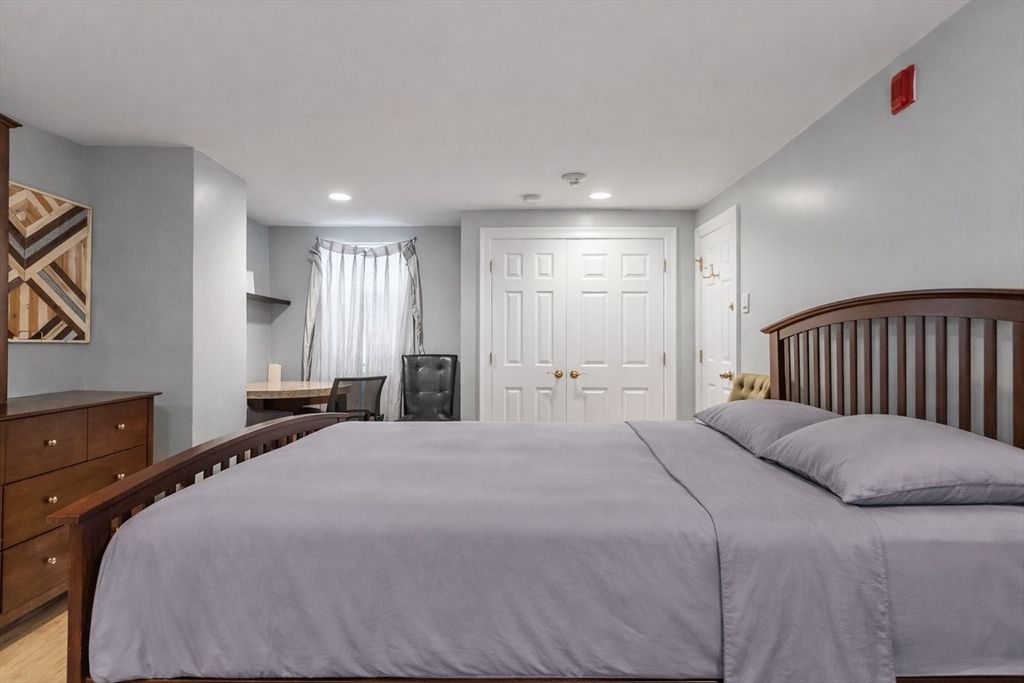 1170 Massachusetts Ave 2, Cambridge, MA 02138
