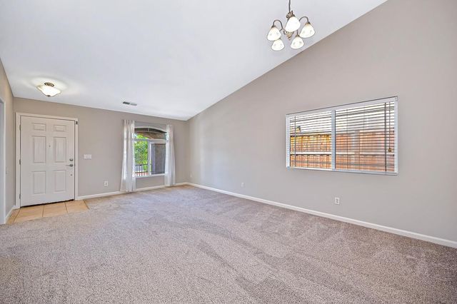 1641 Grouse Run Cir, Roseville, CA 95747