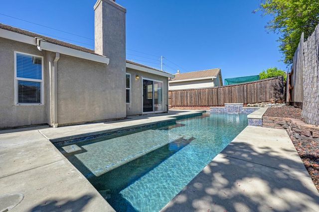 1641 Grouse Run Cir, Roseville, CA 95747