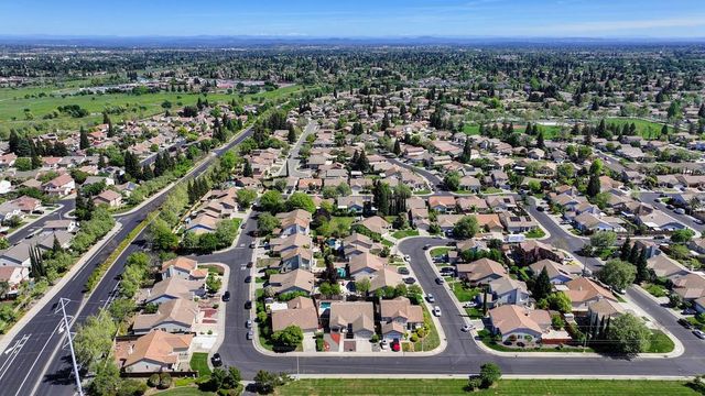 1641 Grouse Run Cir, Roseville, CA 95747