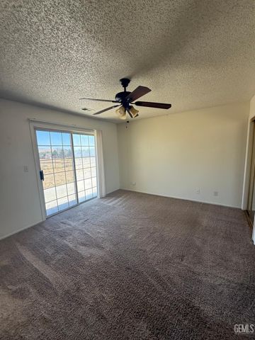 22608 Mariposa Road, Tehachapi, CA 93561