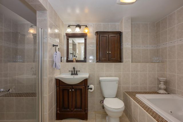 11 SILVER HILL CT, Perry Hall, MD 21128