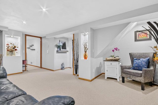 3918 Rockwell Drive, Madison, WI 53714