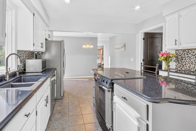 3918 Rockwell Drive, Madison, WI 53714