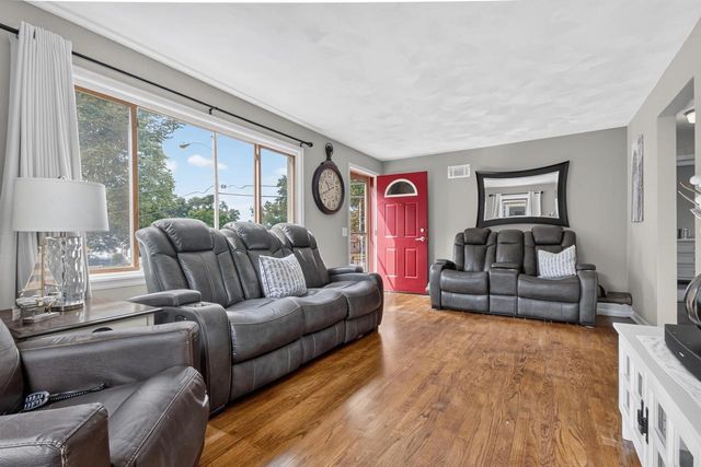 3918 Rockwell Drive, Madison, WI 53714