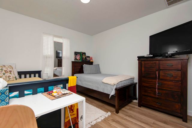 402 N Big Horn Road, Nixa, MO 65714