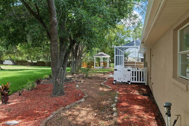 3519 SANDBURG LOOP, Plant City, FL 33566