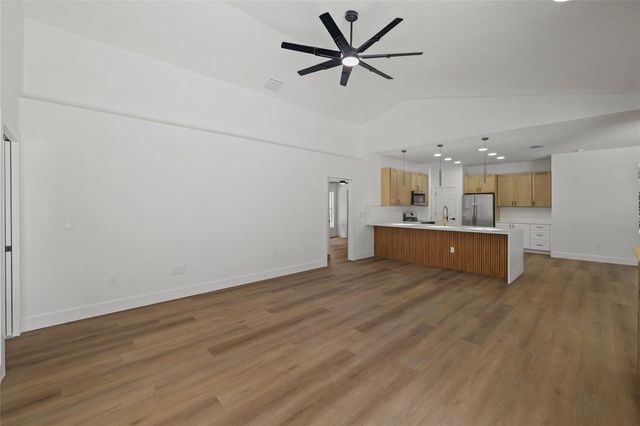 3519 SANDBURG LOOP, Plant City, FL 33566