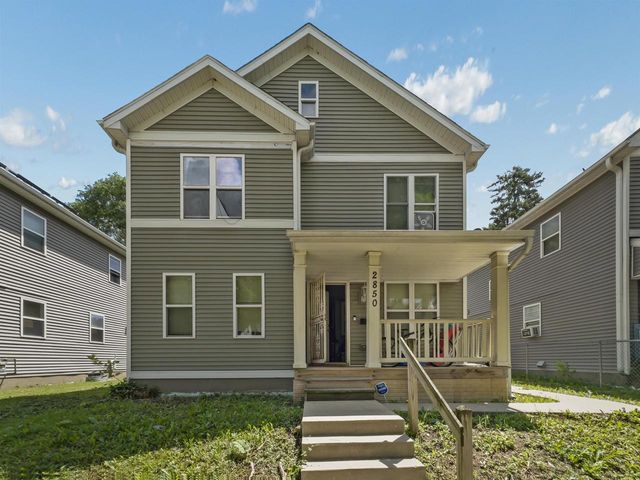 2850 N 21ST STREET, Milwaukee, WI 53206