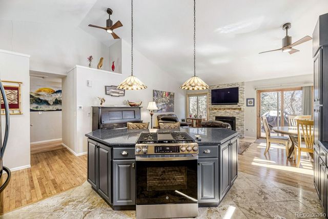 32 Manzanita, Littleton, CO 80127