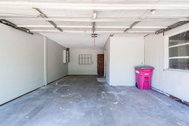 1230 W 4th Street, Freeport, TX 77541