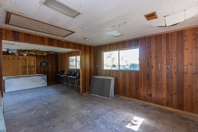 1230 W 4th Street, Freeport, TX 77541