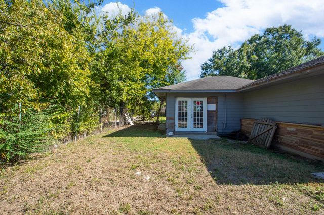 1230 W 4th Street, Freeport, TX 77541