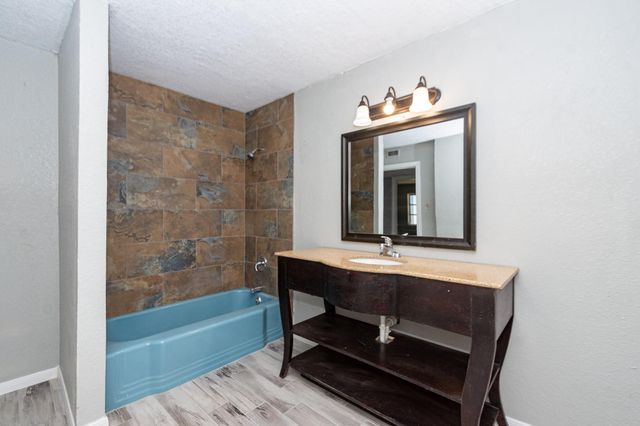 1230 W 4th Street, Freeport, TX 77541