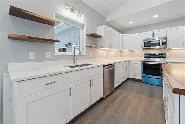 1214 AIRLINE DRIVE, North Pole, AK 99705