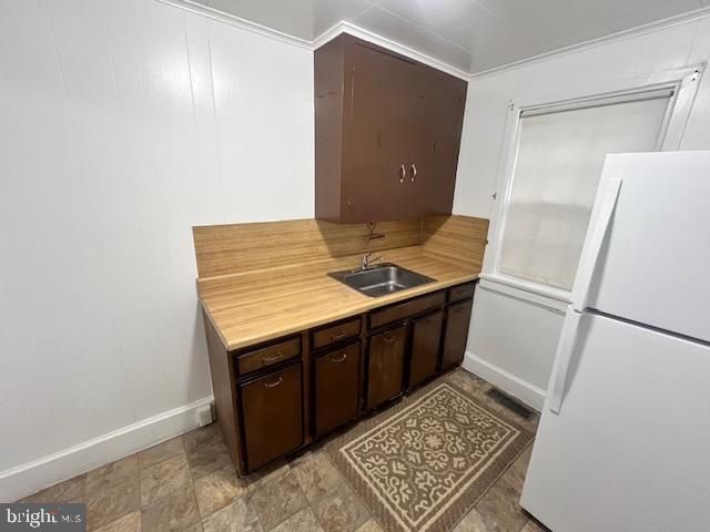 30 CHERRY ST, Seven Valleys, PA 17360