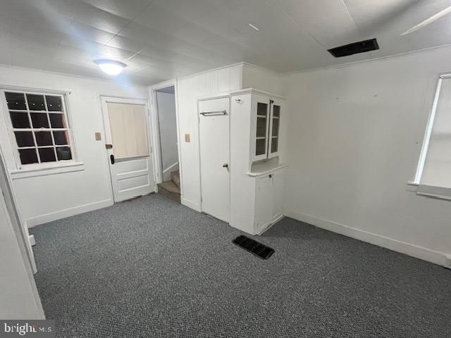 30 CHERRY ST, Seven Valleys, PA 17360