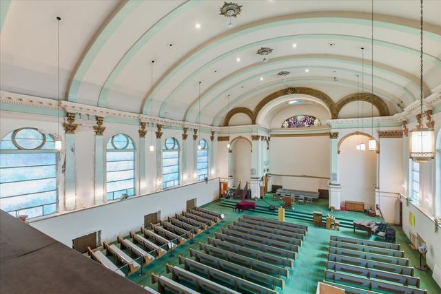 5001 S Hermitage Avenue, Chicago, IL 60609