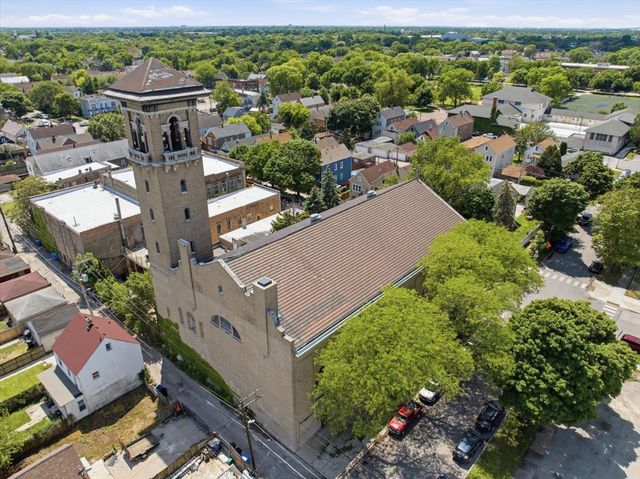 5001 S Hermitage Avenue, Chicago, IL 60609