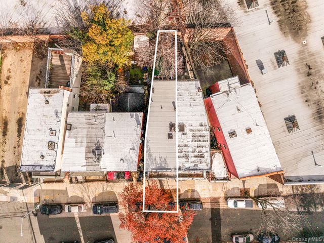 5807 Maspeth Avenue, Maspeth, NY 11378