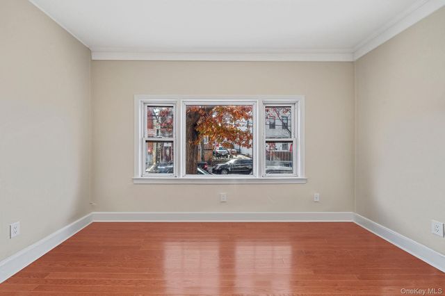 5807 Maspeth Avenue, Maspeth, NY 11378