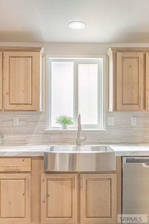 Image 14 of property listing at 960 Cottage Lane, Blackfoot, ID 83221