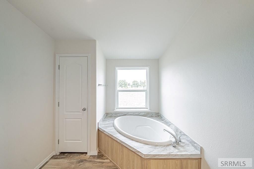 Image 21 of property listing at 960 Cottage Lane, Blackfoot, ID 83221