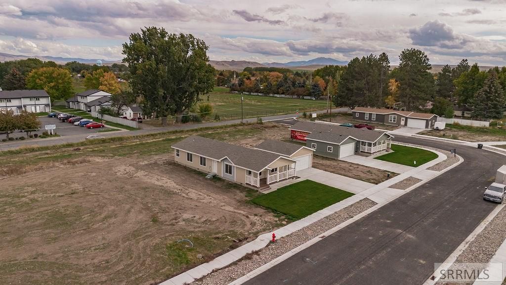 Image 36 of property listing at 960 Cottage Lane, Blackfoot, ID 83221