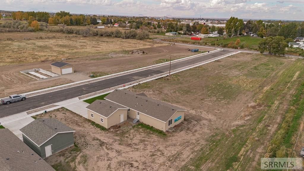 Image 39 of property listing at 960 Cottage Lane, Blackfoot, ID 83221