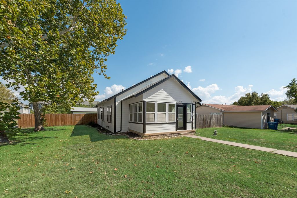 4410 Commerce Street, Rowlett, TX 75088