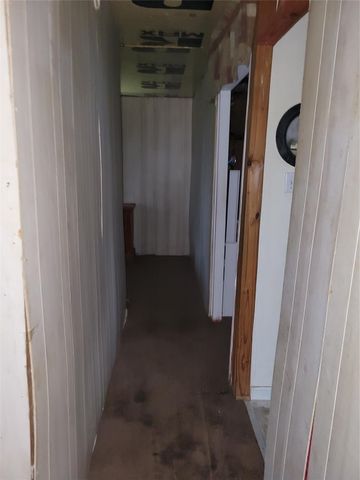101 Jamaica Avenue, Point Blank, TX 77364
