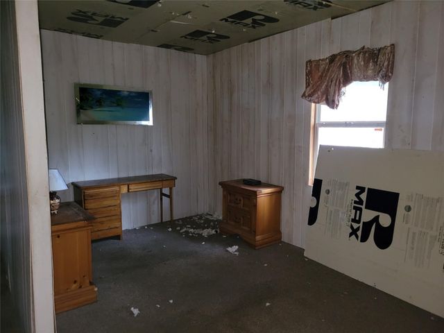 101 Jamaica Avenue, Point Blank, TX 77364