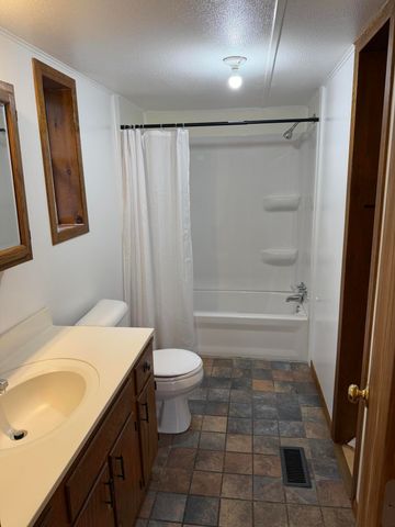 6637 White Road, Muskegon, MI 49442