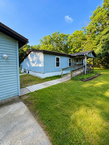 6637 White Road, Muskegon, MI 49442