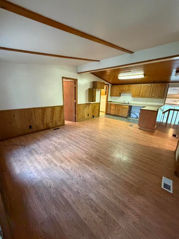 6637 White Road, Muskegon, MI 49442