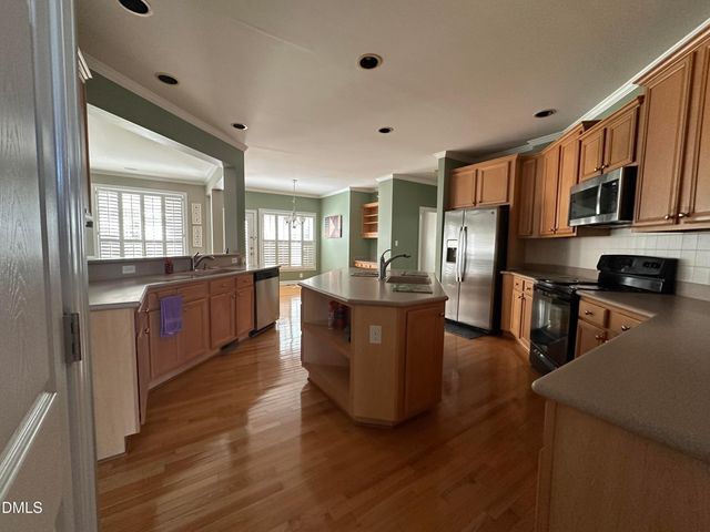 12400 Village Gate Way, Raleigh, NC 27614