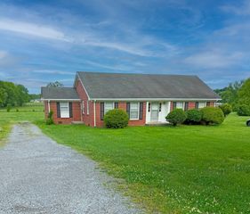 200 Drifting Cir, Lebanon, TN 37087