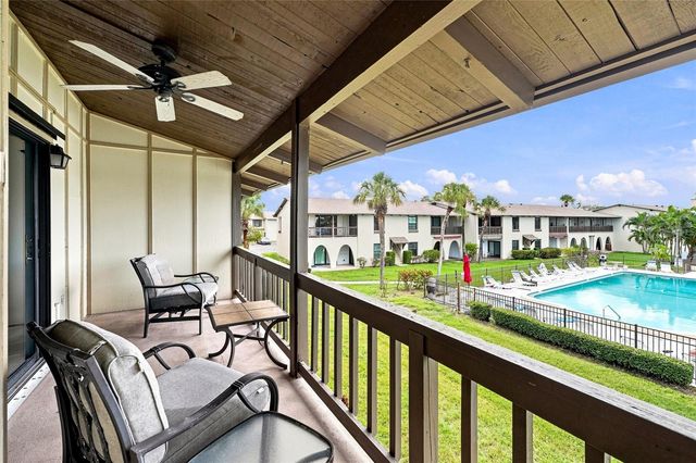 501 PLAZA SEVILLE COURT 2, Treasure Island, FL 33706