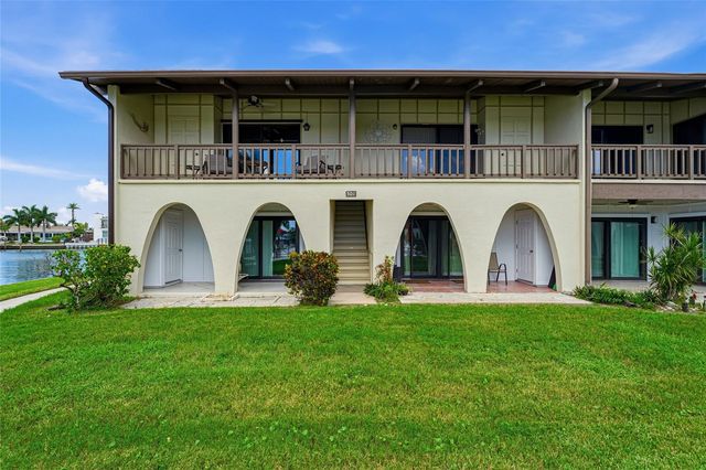 501 PLAZA SEVILLE COURT 2, Treasure Island, FL 33706