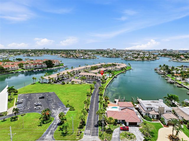 501 PLAZA SEVILLE COURT 2, Treasure Island, FL 33706