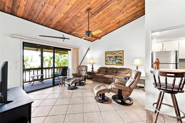 501 PLAZA SEVILLE COURT 2, Treasure Island, FL 33706