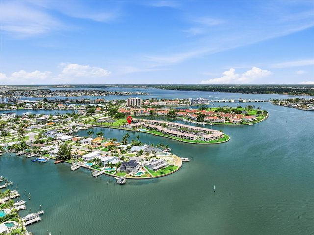 501 PLAZA SEVILLE COURT 2, Treasure Island, FL 33706
