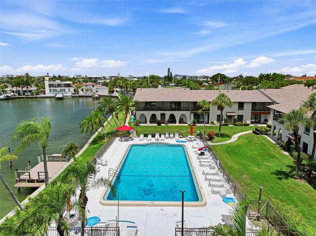 501 PLAZA SEVILLE COURT 2, Treasure Island, FL 33706