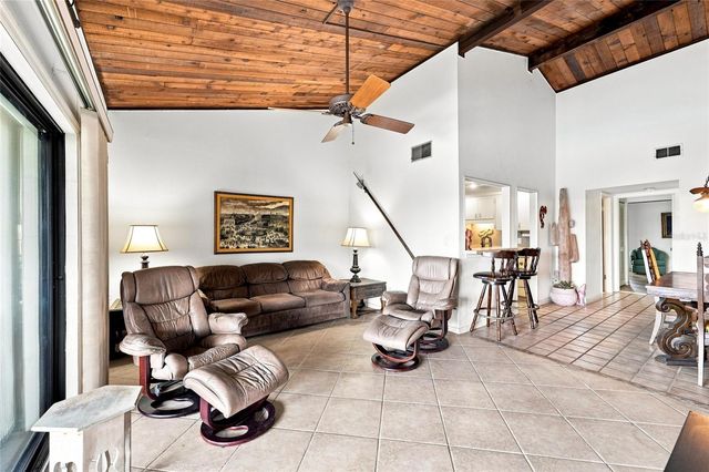 501 PLAZA SEVILLE COURT 2, Treasure Island, FL 33706