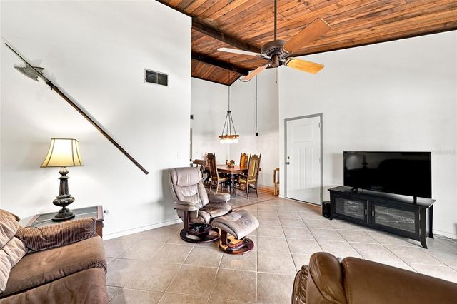 501 PLAZA SEVILLE COURT 2, Treasure Island, FL 33706