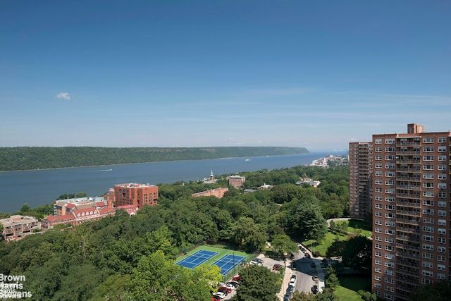 5700 ARLINGTON Avenue # 19M, New York City, NY 10471
