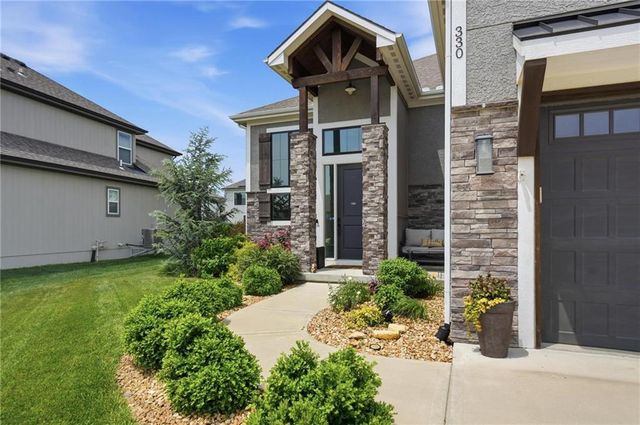 330 NW Ambersham Drive, Lee's Summit, MO 64081