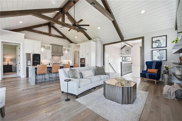 330 NW Ambersham Drive, Lee's Summit, MO 64081
