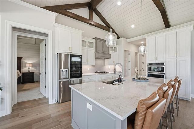 330 NW Ambersham Drive, Lee's Summit, MO 64081