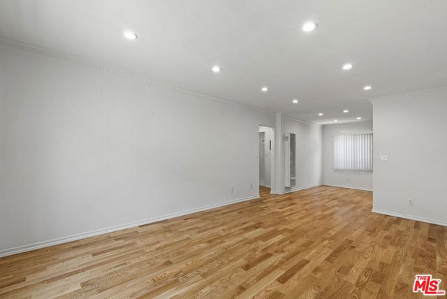 1233 N Harper Avenue 5, West Hollywood, CA 90046